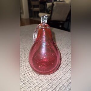 Rossi Cranberry Glass Pear w/ Crystal Leaf🍐